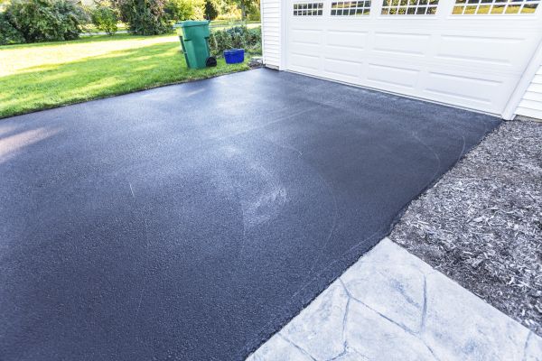 Cost of Blacktop Driveway Service in Turlock