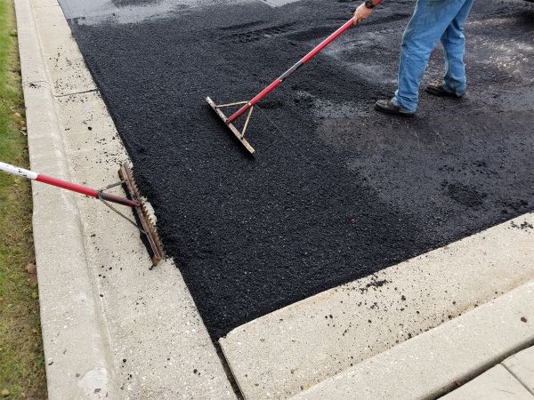 Cost of Asphalt Driveway Service in Turlock