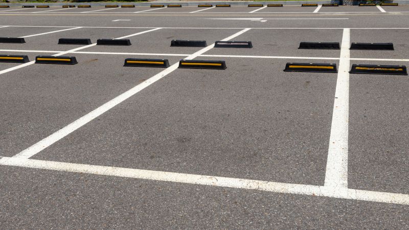 Who Does Asphalt Service
